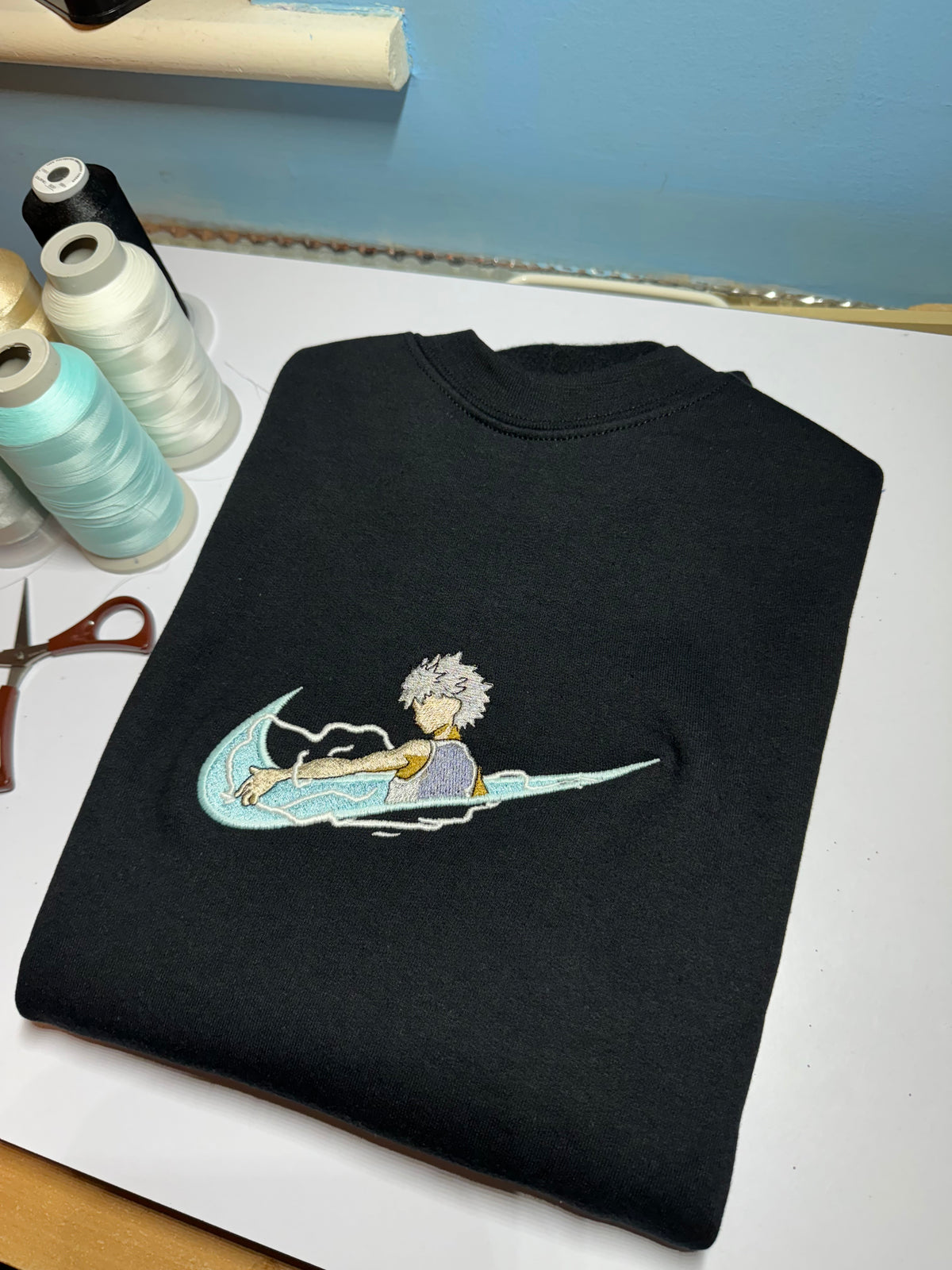 Black (Glow in the Dark) Killua Sweater